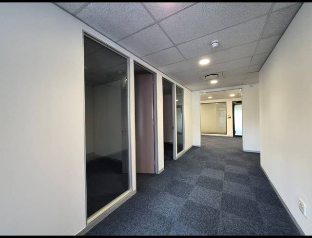 241M² OFFICE TO LET IN DUNKELD